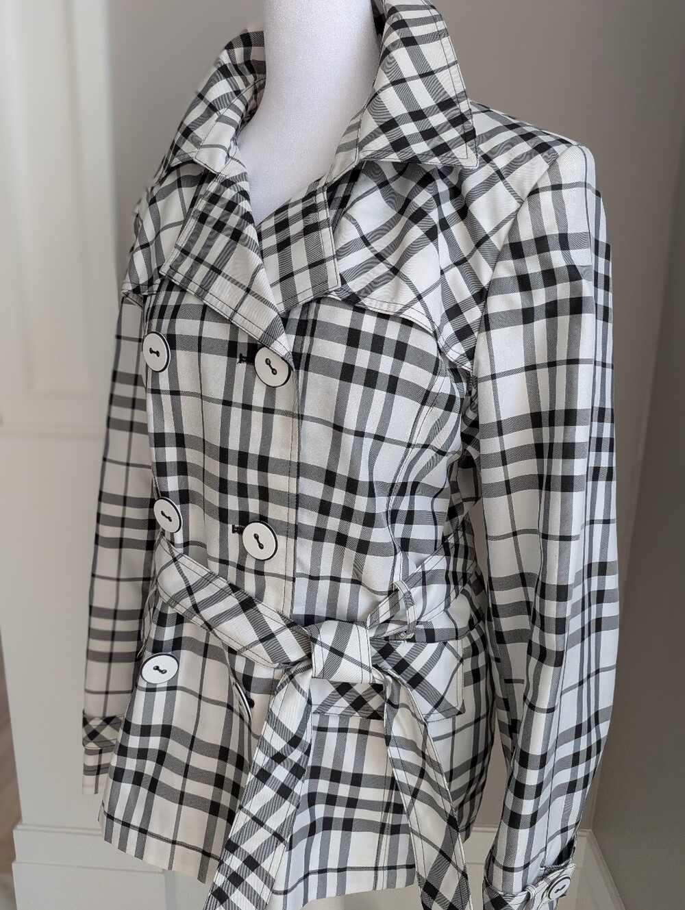 giacca Black & White Plaid Double-Breasted  Trench Style Rain Coat & Windbreaker - Picture 13 of 15